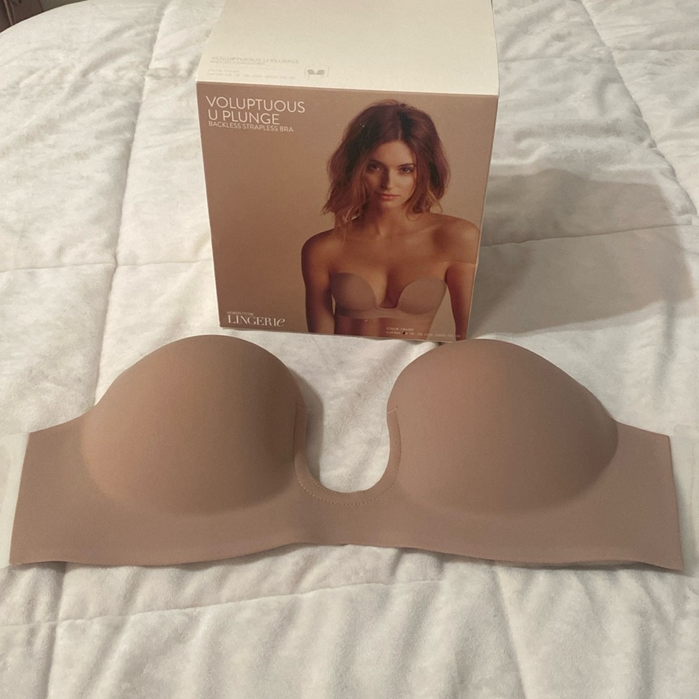 Voluptuous U plunge backless strapless bra